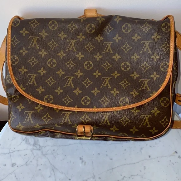 💯 % Authentic Louis Vuitton Saumur 35 Shoulder bag XLarge Firm. - Picture 7 of 17